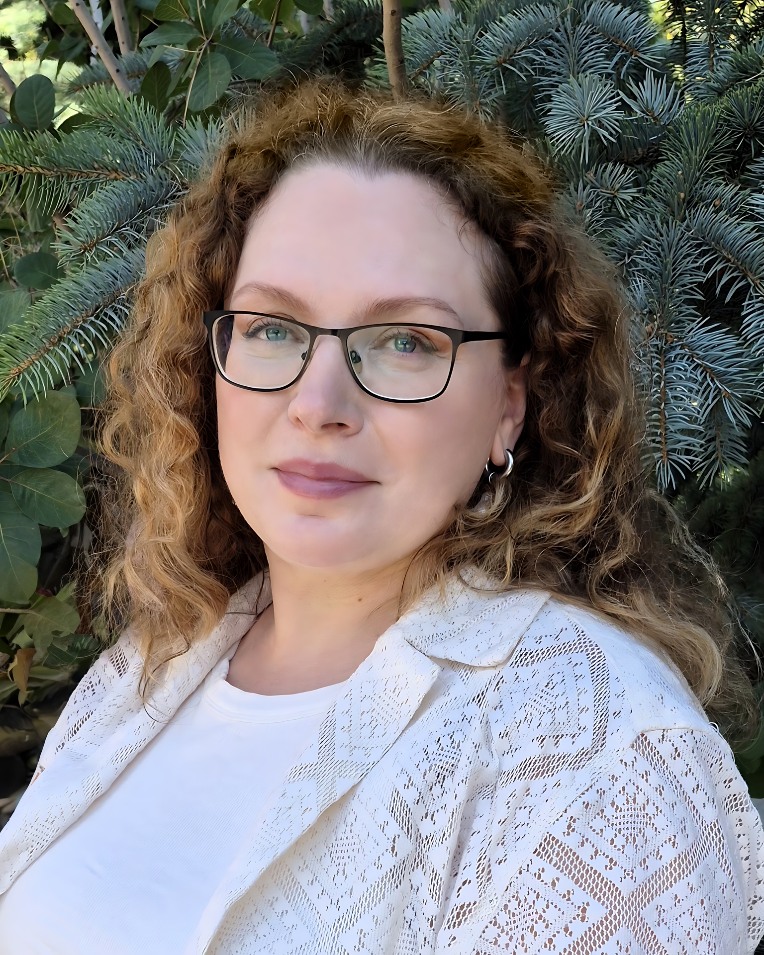 Елена Захарова